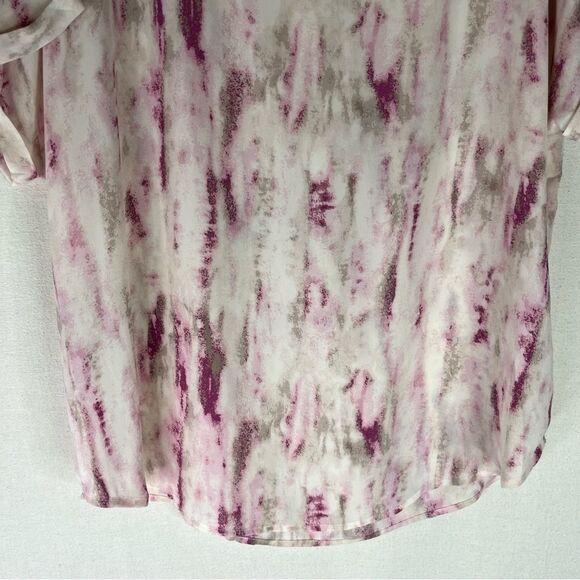 Maurices Top Women’s Pink White Tie Dye Marbled Short Tab Sleeve Zipper Blouse L - Picture 5 of 11